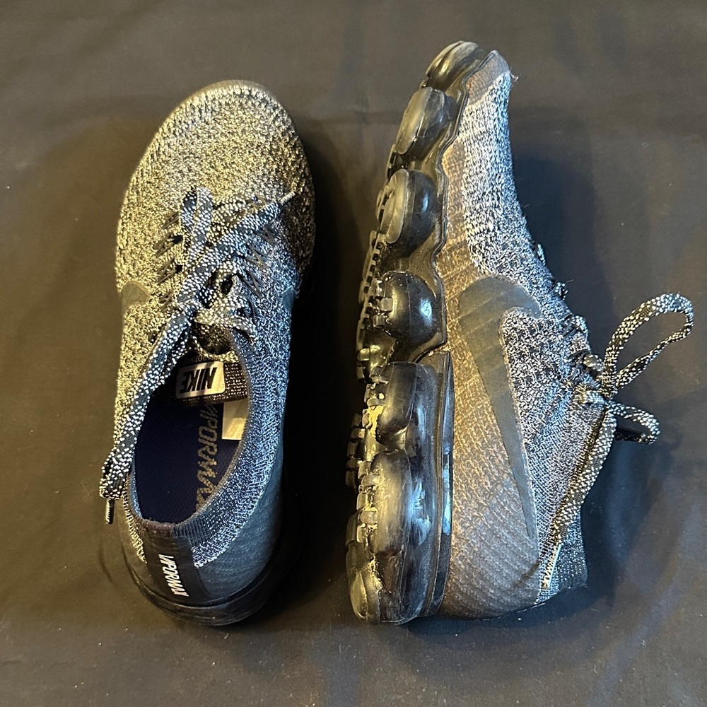 Nike Black and Gray Athletic Shoes